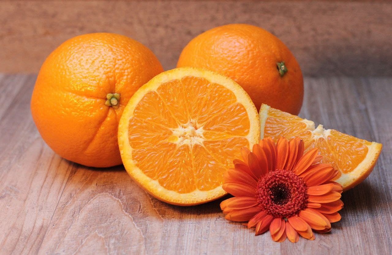 Para qu sirve la vitamina C y soluciones con la vitamina C contra las manchas de la cara.